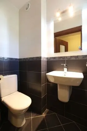 Economy Sıra Ev (Komandorska 3J)