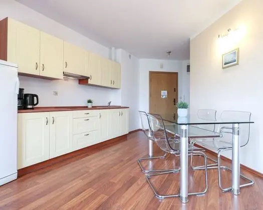 Apartment, Multiple Beds