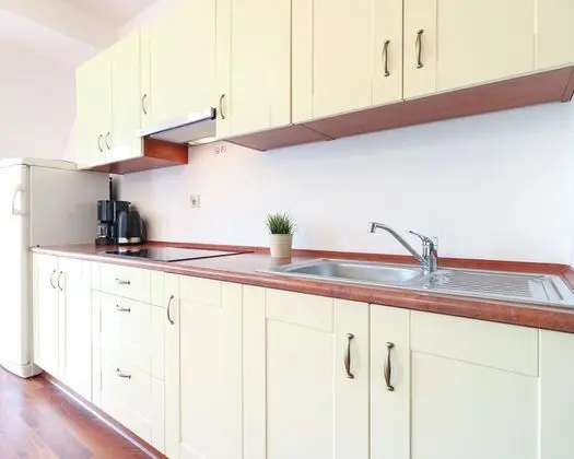 Apartment, Multiple Beds