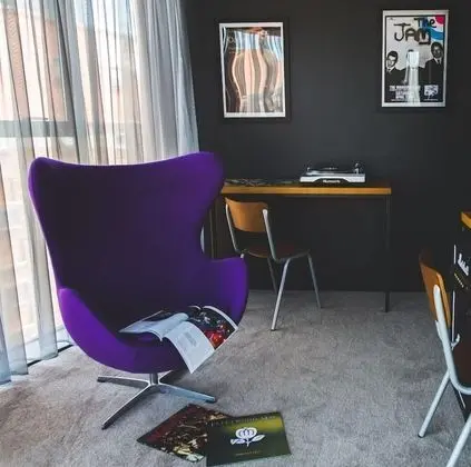 Exclusive Tek Büyük Yataklı Oda