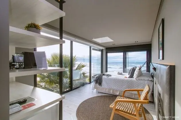 Superior Tek Büyük Yataklı Oda, Plaj Manzaralı