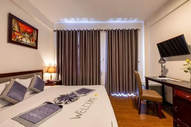 Deluxe Tek Büyük Yataklı Oda