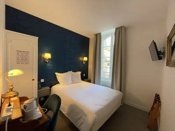 Tek Büyük Yataklı Oda, 1 Çift Kişilik Yatak