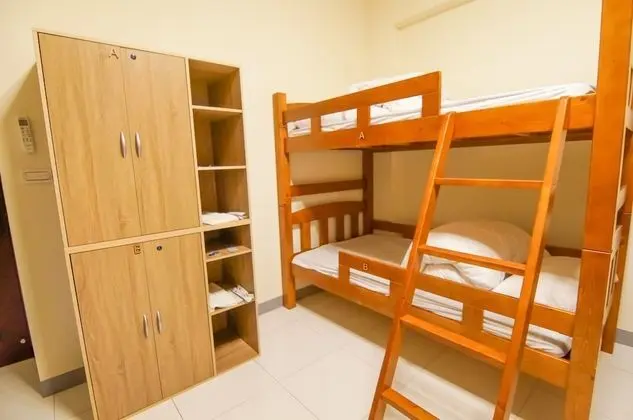 Economy Ortak Ranzalı Oda, Sadece erkekler için, Ortak Banyo