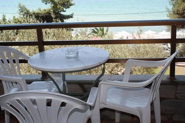 Üç Kişilik Oda, Balkon