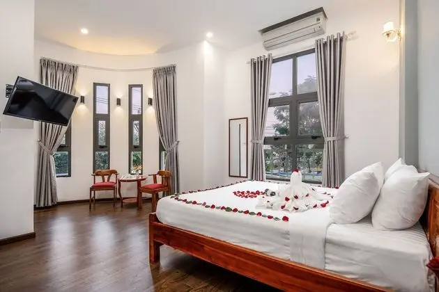 Deluxe Dört Kişilik Oda