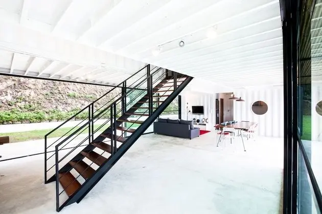 Bamboo Villa (4 Bedrooms)