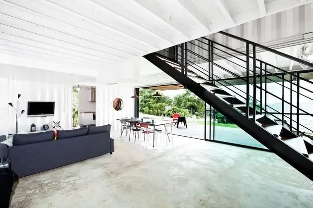 Bamboo Villa (4 Bedrooms)