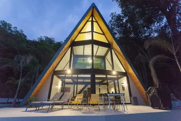 The Cottage (4 Bedrooms)