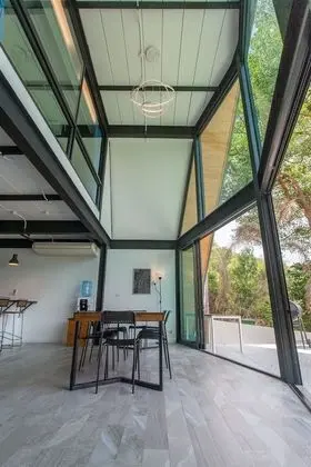 The Cottage (4 Bedrooms)
