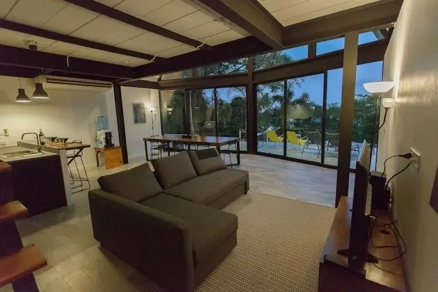 The Cottage (4 Bedrooms)