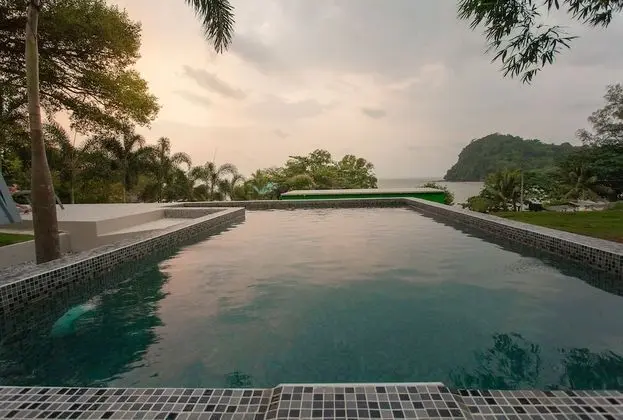 The Cottage (4 Bedrooms)
