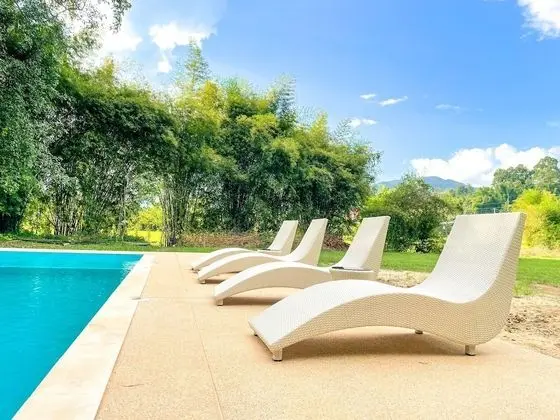 Poolascess