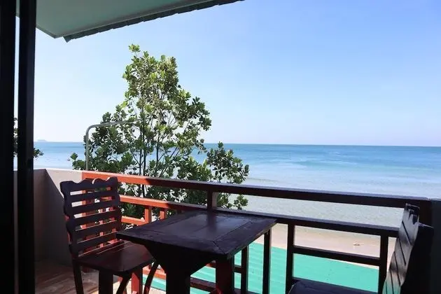Beachfront Room