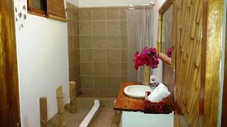 Tek Büyük veya İki Ayrı Yataklı Oda, Plaj Manzaralı