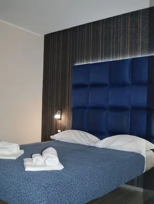Tek Büyük Yataklı Oda, Balkon