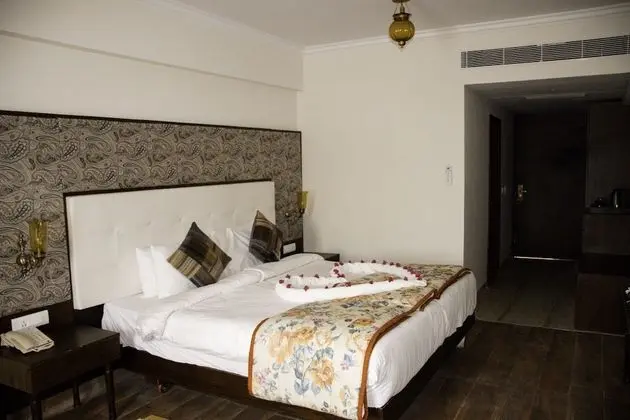 Classic Tek Büyük veya İki Ayrı Yataklı Oda