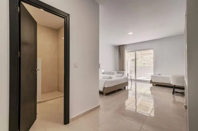 Junior Suite | Mountain View