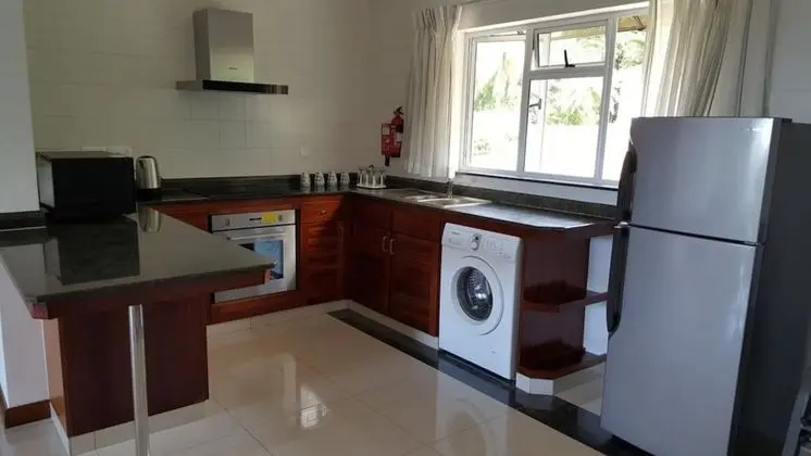 Apart Daire, 2 Yatak Odası, Havuz Manzaralı
