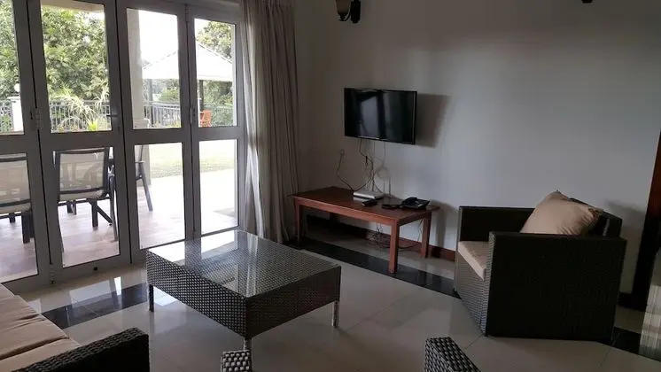 Villa, Havuz Manzaralı