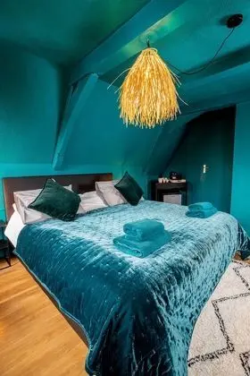 Design Tek Büyük Yataklı Oda