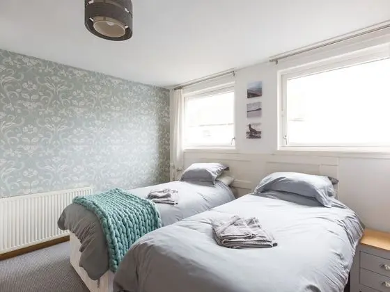 Superior Tek Büyük veya İki Ayrı Yataklı Oda, Banyolu/Duşlu, Liman Manzaralı (Harbour View Room)