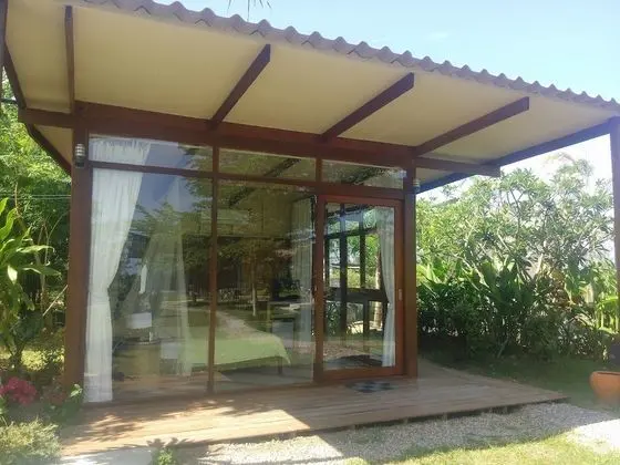 Standard Kır Evi