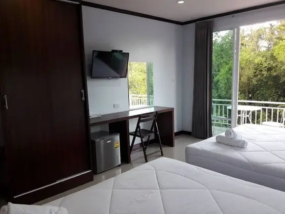 Quadruple Room with River View
