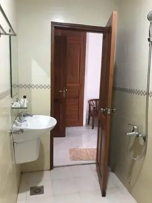 Business Tek Büyük veya İki Ayrı Yataklı Oda (25m2)