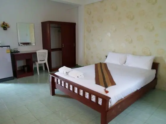 Standard Double Bed