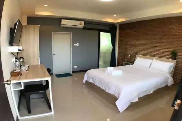 Deluxe Tek Büyük Yataklı Oda