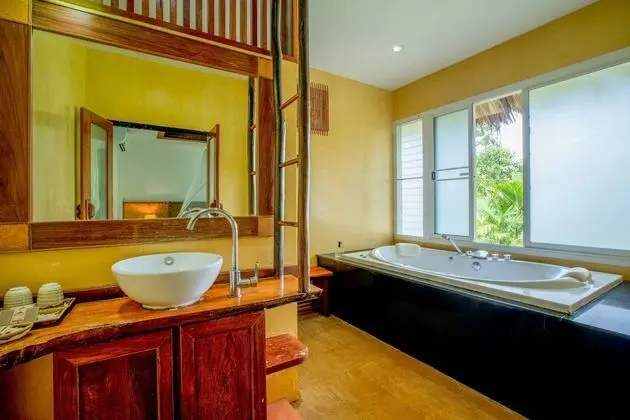 Sainai Jacuzzi Cottage