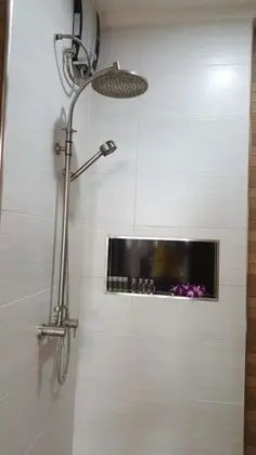 4 Bedrooms House
