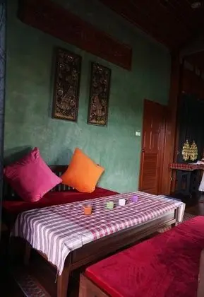 2 Bedrooms Riverside Villa