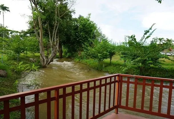 2 Bedrooms Riverside Villa