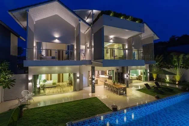 Family Villa, 5 Yatak Odası, Plaj Kenarı