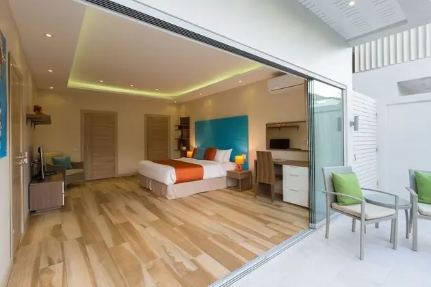 Family Villa, 5 Yatak Odası, Plaj Kenarı