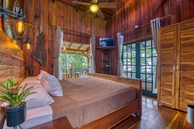 Romantic Süit, 1 Yatak Odası, Sigara İçilmez, Deniz Manzaralı