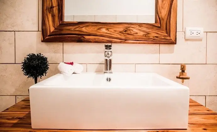 Bungalov, Havuz Kenarı (Lula)