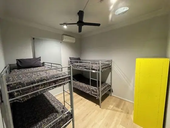 Basic Ortak Ranzalı Oda, Sadece kadınlar için