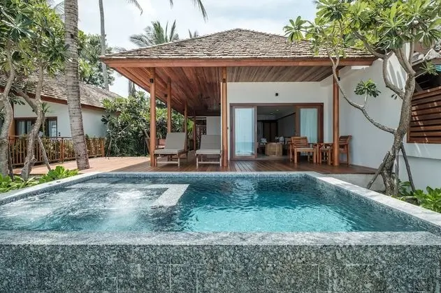 Beachfront villa, 1 Bedroom with private pool