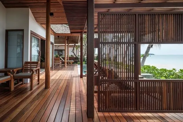 Beachfront villa, 2 bedrooms with private pool