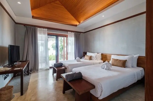 Beachfront villa, 2 bedrooms with private pool