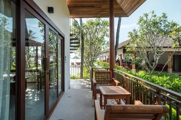 Premium 2 Bedroom with roof deck and Seaview