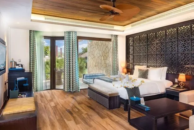 Deluxe Beach Terrace Room