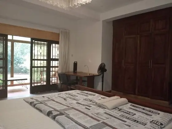 Deluxe Oda (Large Rm (1) with Balcony)