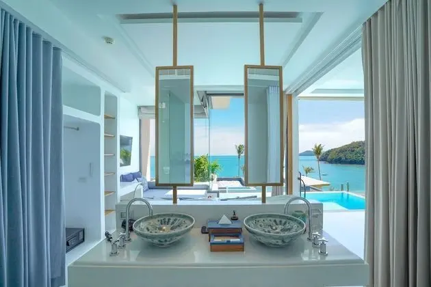 Panoramic Pool Villa Room