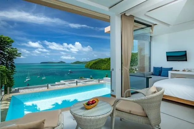 Panoramic Pool Villa Room