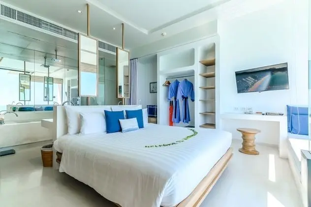 Panoramic Pool Villa Room