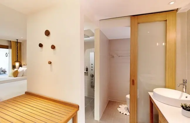 Deluxe Oda, Balkon, Bahçe Manzaralı